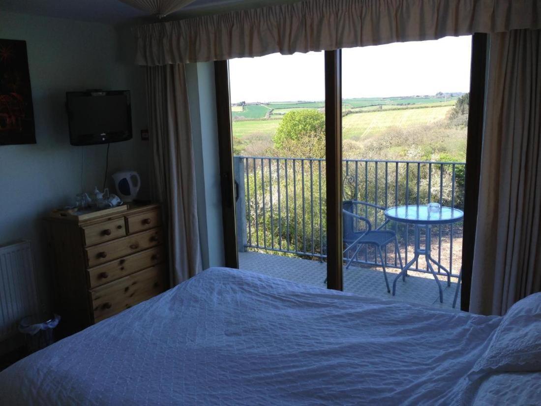Room In Guest Room - Orchard Manor, Fore Street, Probus, Tr24Ly, Nr トルーロー エクステリア 写真